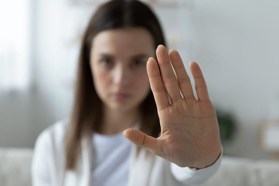 la violencia no es un acto de amor