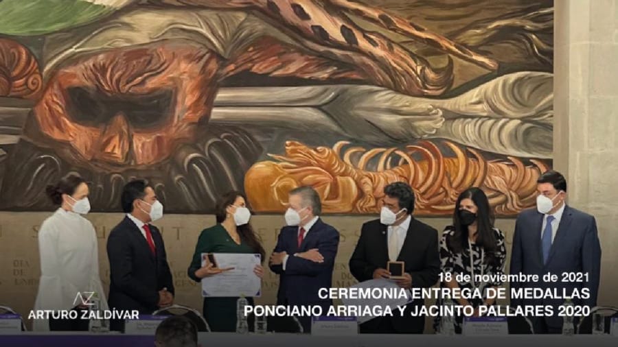 entrega medallas ponciano arriaga jacinto pallares