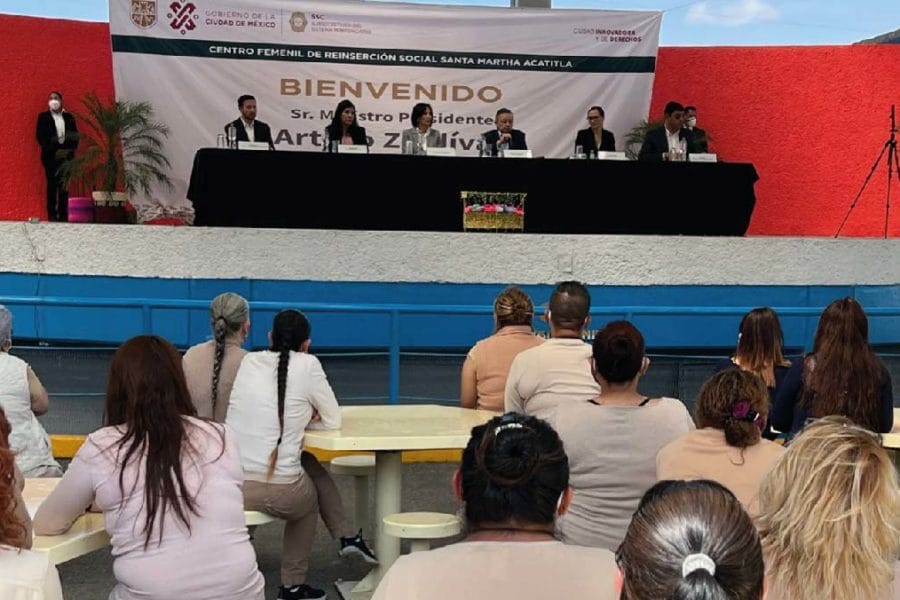 Visita al Centro Femenil de Reinserción Social Santa Martha Acatitla
